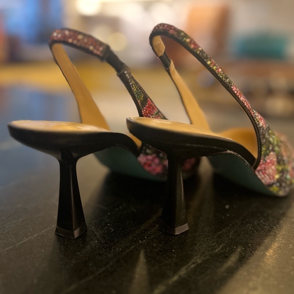 Betsey Johnson Women's Clark Slingback Evening Pumps 8.5 - Picture 3 of 5